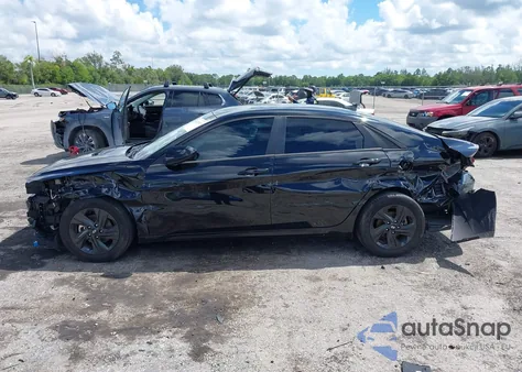 2023 Hyundai Elantra Sel z USA, uszkodzony, nr VIN 5NPLM4AGXPH115951